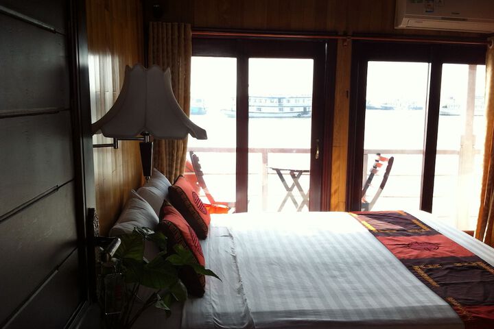 Room 5 of 35
