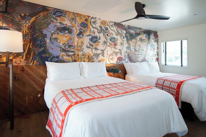 Room 3 of 58
