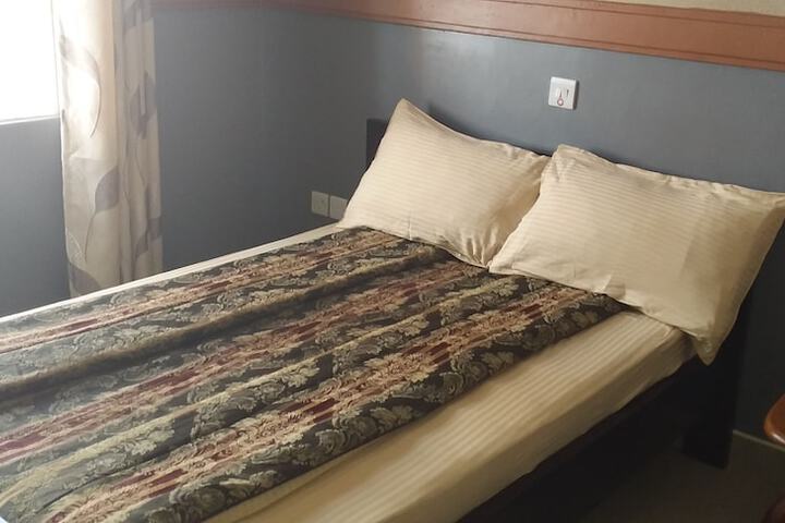 Room 7 of 22