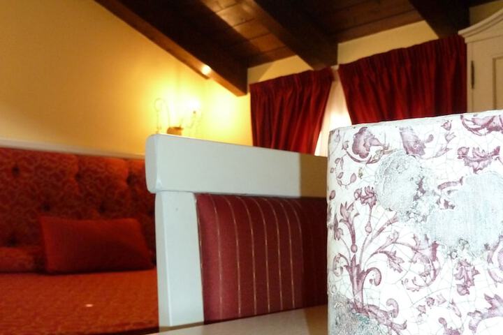Room 18 of 38