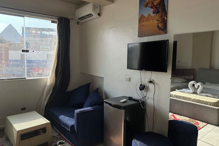Room 9 of 36