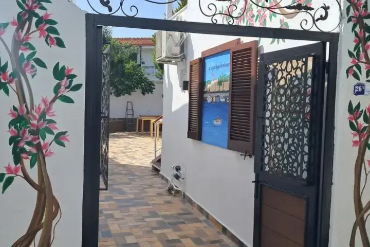 Sigacik Armola Pansiyon Cafe