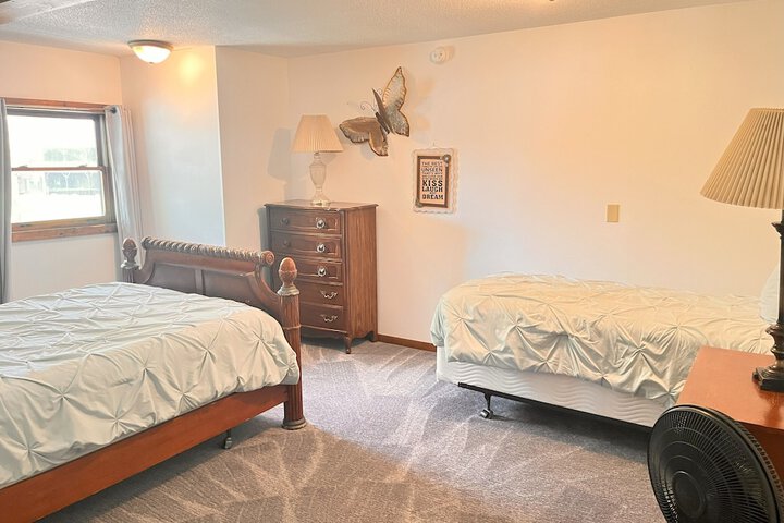 Room 27 of 202