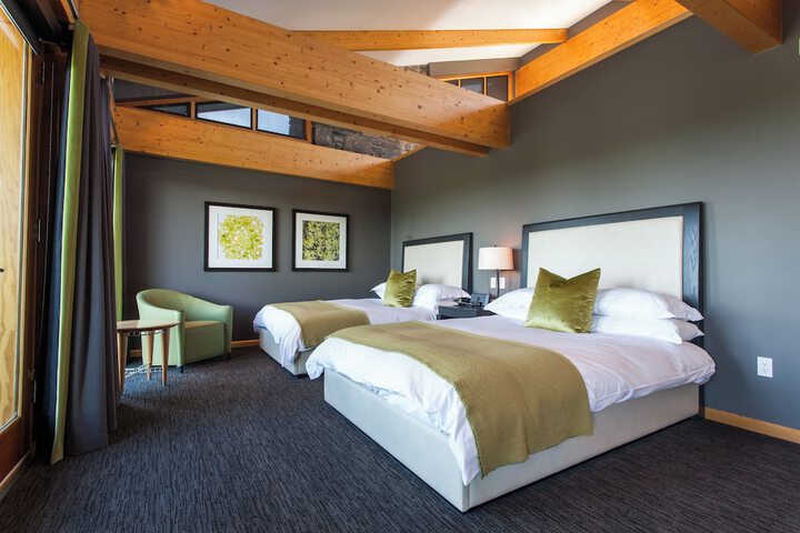 Room 2 of 44