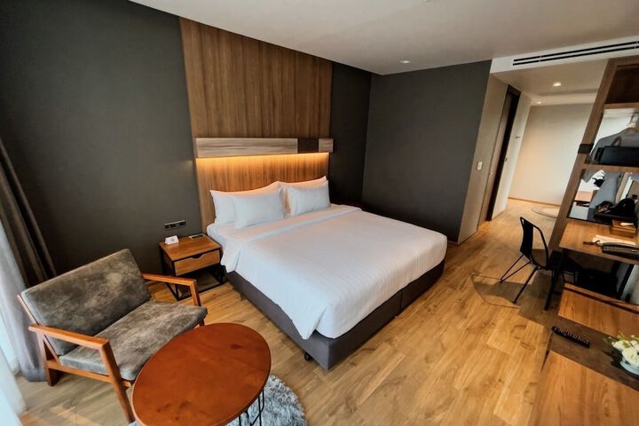 Room 16 of 56