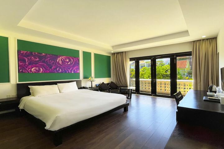 Room 10 of 59