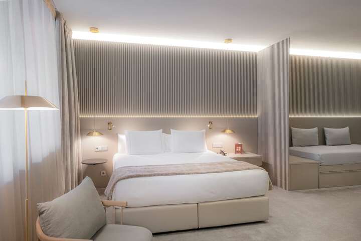 Room 27 of 101