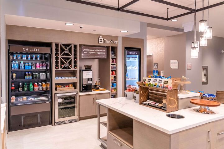 Snack bar