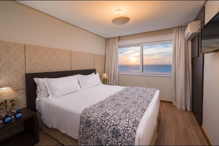 Room 8 of 85