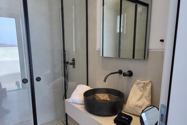 Room 95 of 226