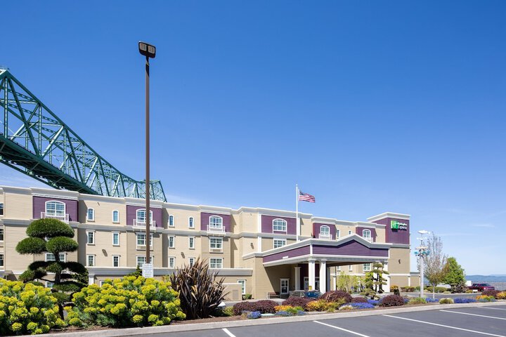 Hotel 56 of 69