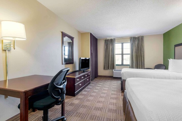 Studio 2 Double Beds (3 of 7)