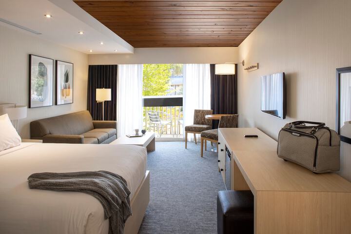 Room 3 of 26