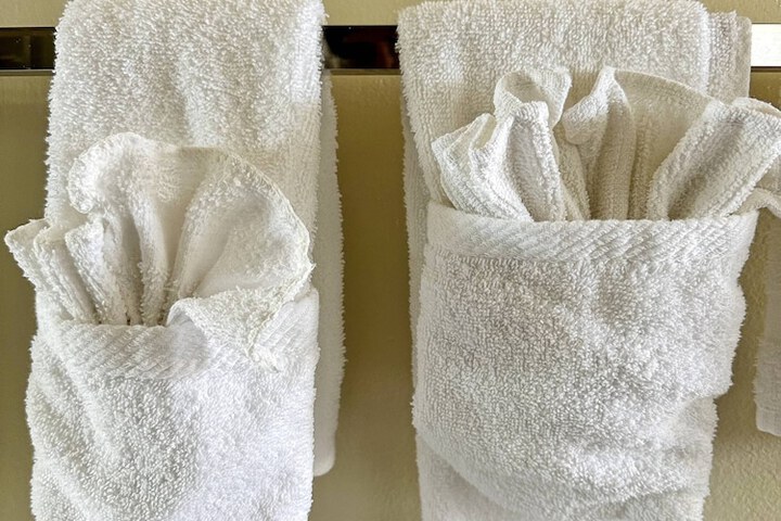 Room 25 of 36