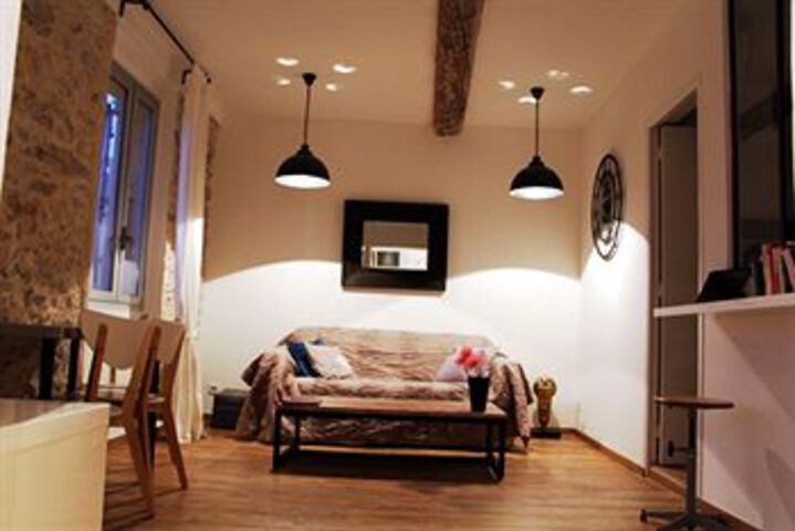 Room 14 of 14