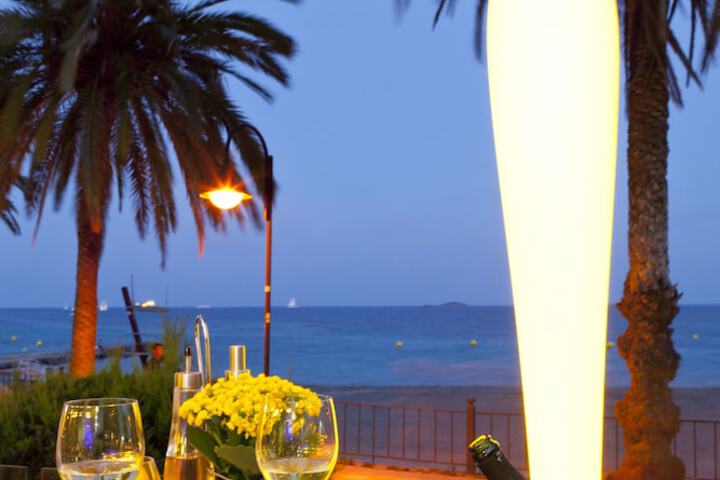 Restaurants