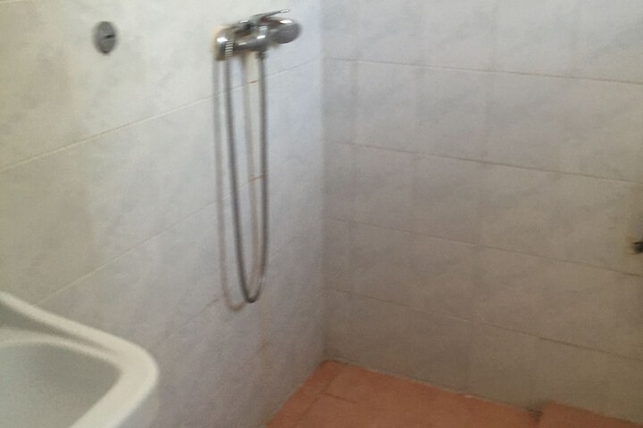 Room 3 of 24