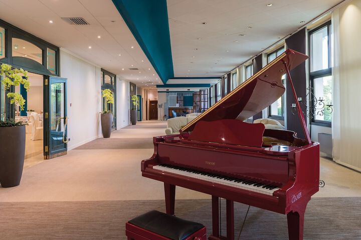 Hotel Interior 2 of 124