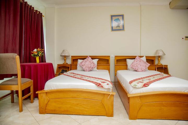 Room 4 of 26