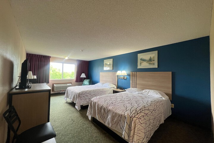 Room 21 of 43
