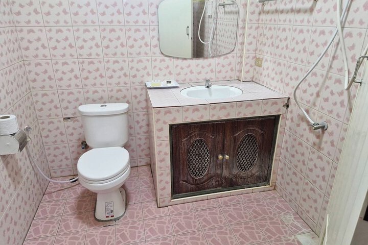 Room 96 of 125