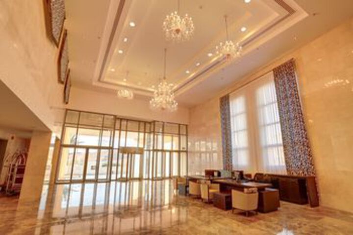 Hotel Interior 6 of 24
