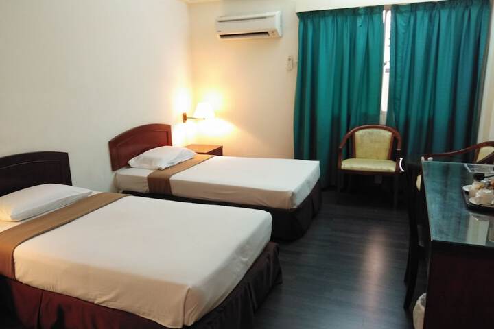 Room 7 of 52