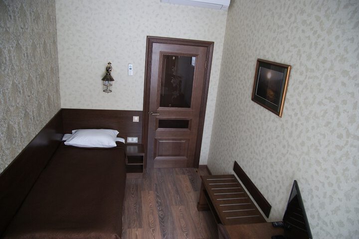 Room 22 of 118