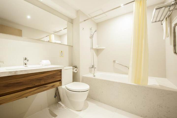 Bath Photo