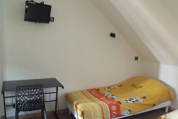 Room 5 of 45