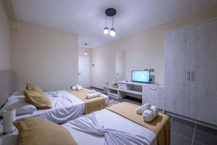 Room 9 of 68