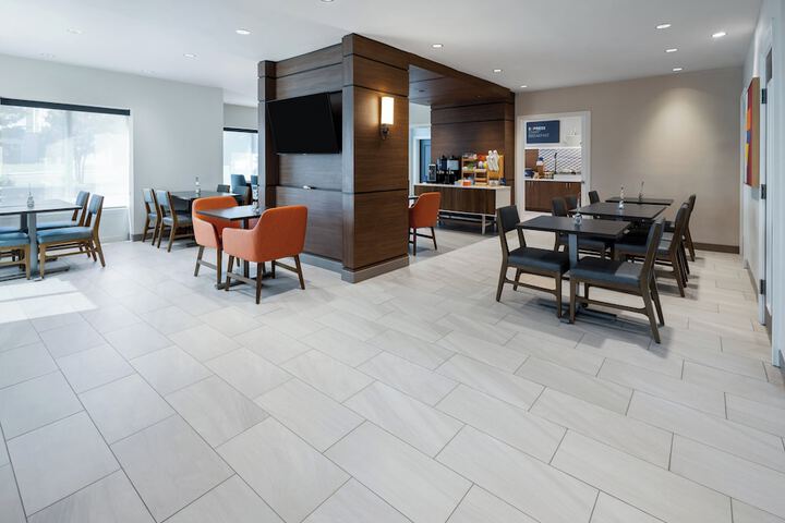 Breakfast/Coffee Service 42 of 54