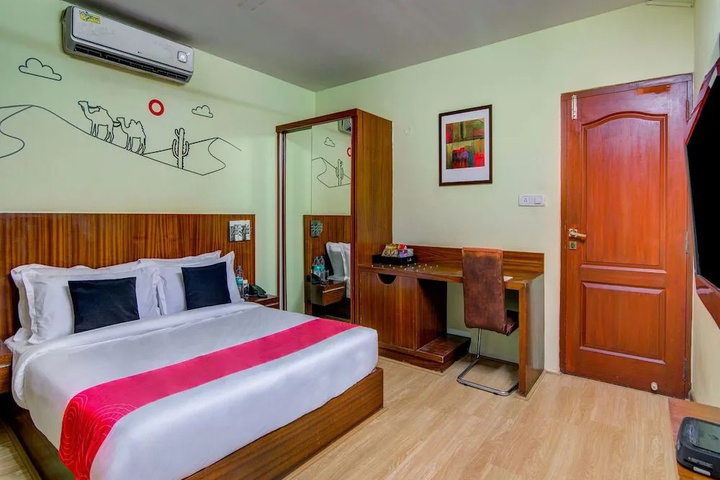 Room 7 of 27