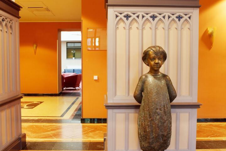 Lobby Entry