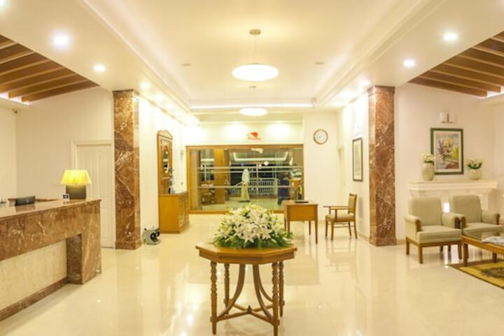 Hotel 2 of 86