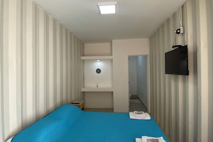 Room 2 of 13