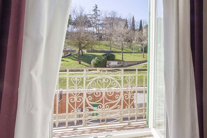 Terrace/Patio 5 of 182