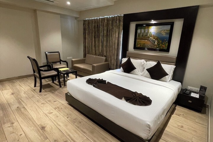Room 15 of 46