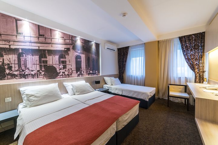 Room 55 of 103