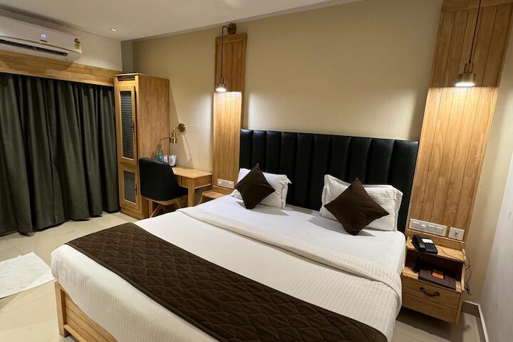 Room 7 of 20