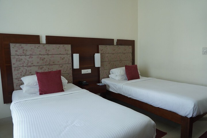 Room 17 of 39