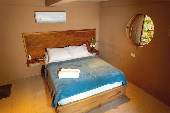 Room 25 of 110