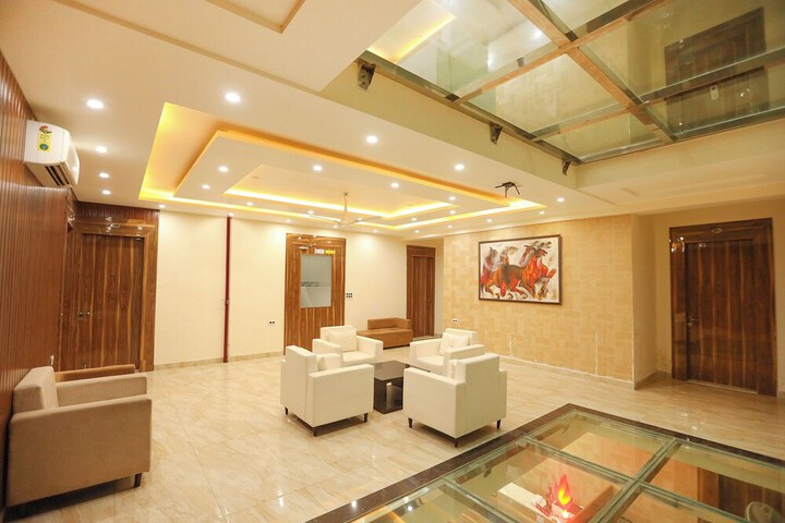 Hotel Interior 5 of 77