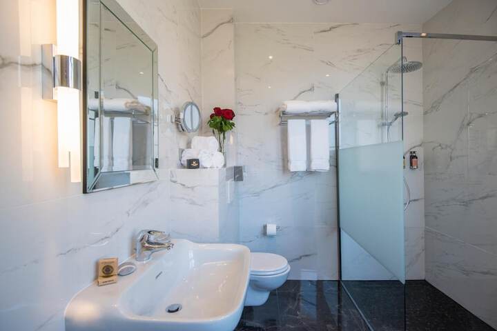 Clean Restrooms