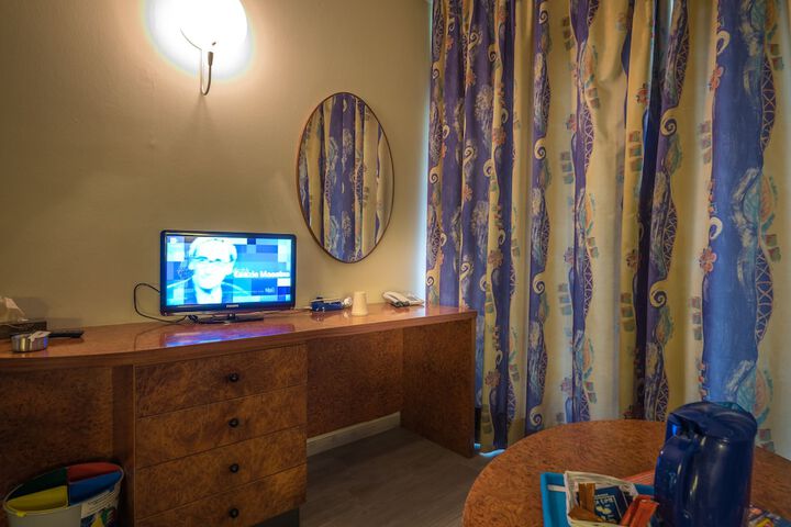 Room 20 of 127