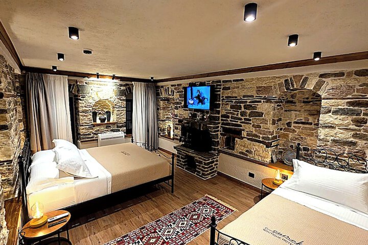 Room 71 of 124