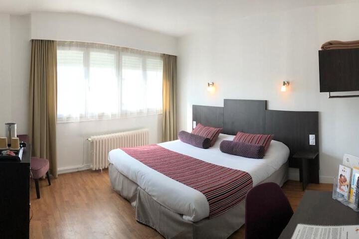 Room 17 of 43