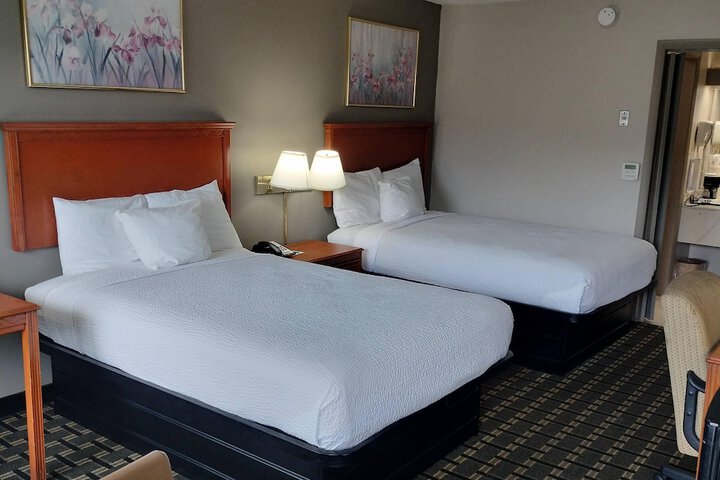 Room 82 of 190