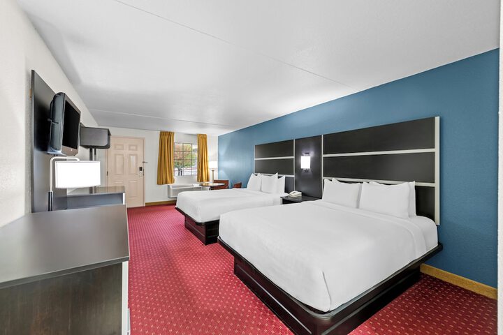 Room 17 of 84
