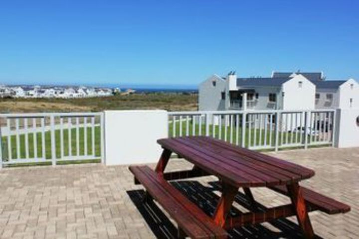 Terrace/Patio 8 of 9